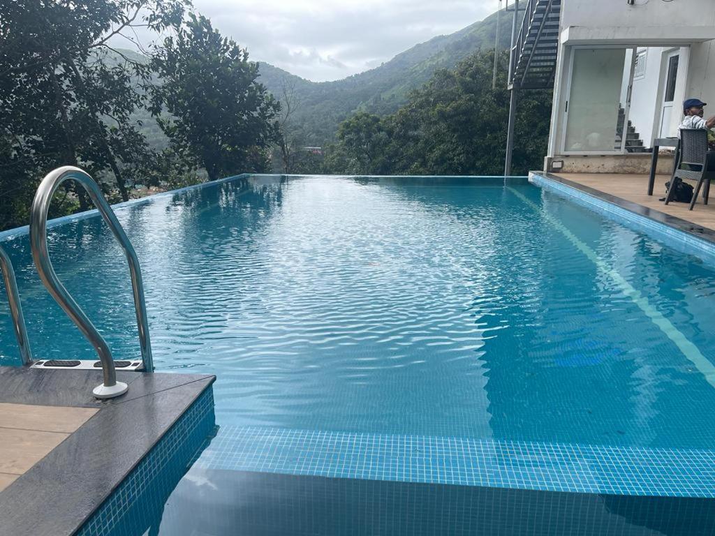 Boulevard Resorts Kakkadampoyil ภายนอก รูปภาพ