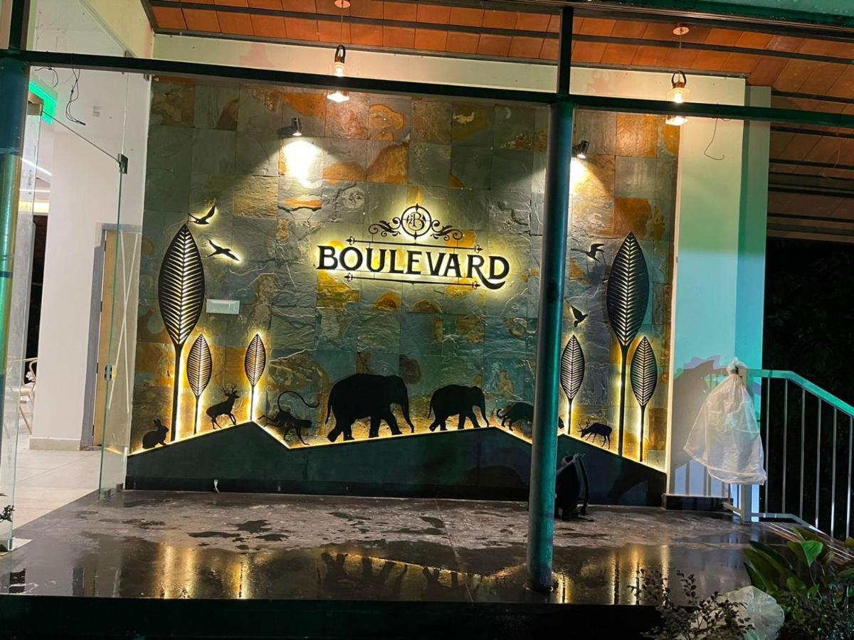 Boulevard Resorts Kakkadampoyil ภายนอก รูปภาพ