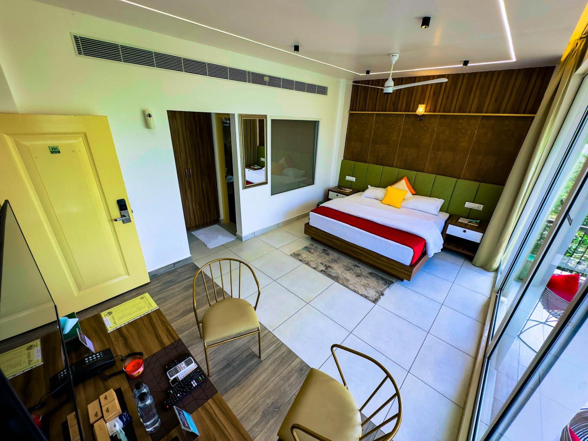 Boulevard Resorts Kakkadampoyil ภายนอก รูปภาพ
